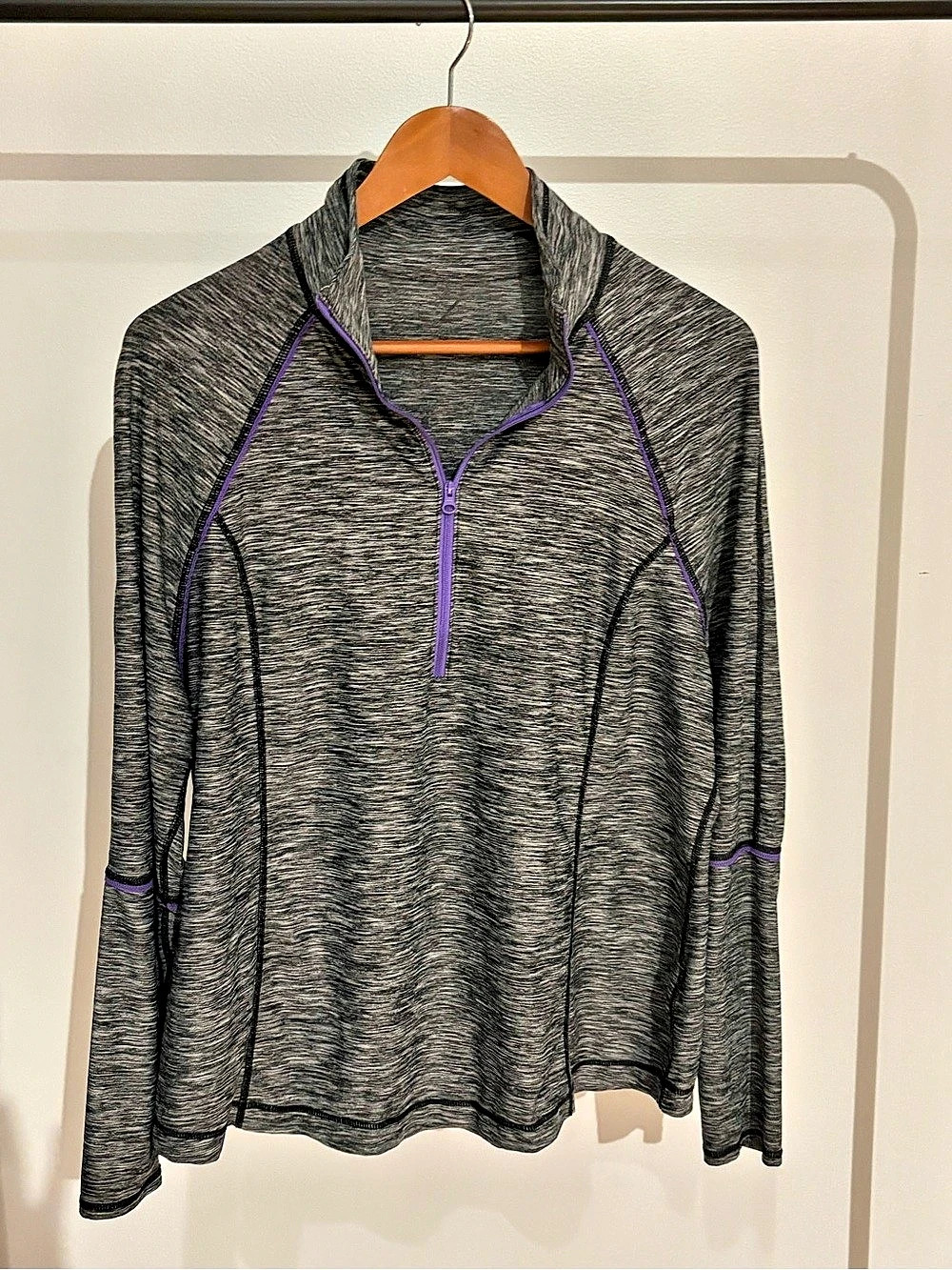Zella Long Sleeve Quarter Zip Pullover in Gray & Purple Size XL